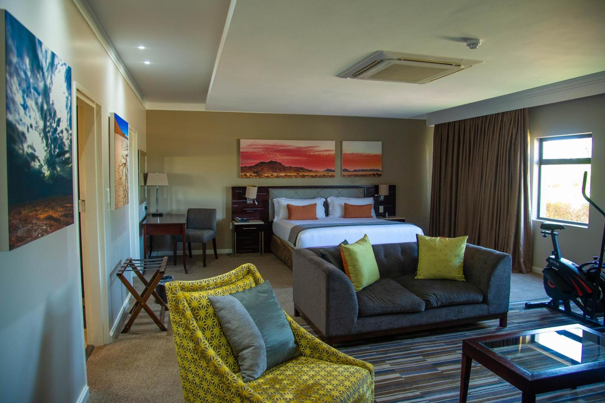 Cresta Mahalapye Hotel Esterno foto