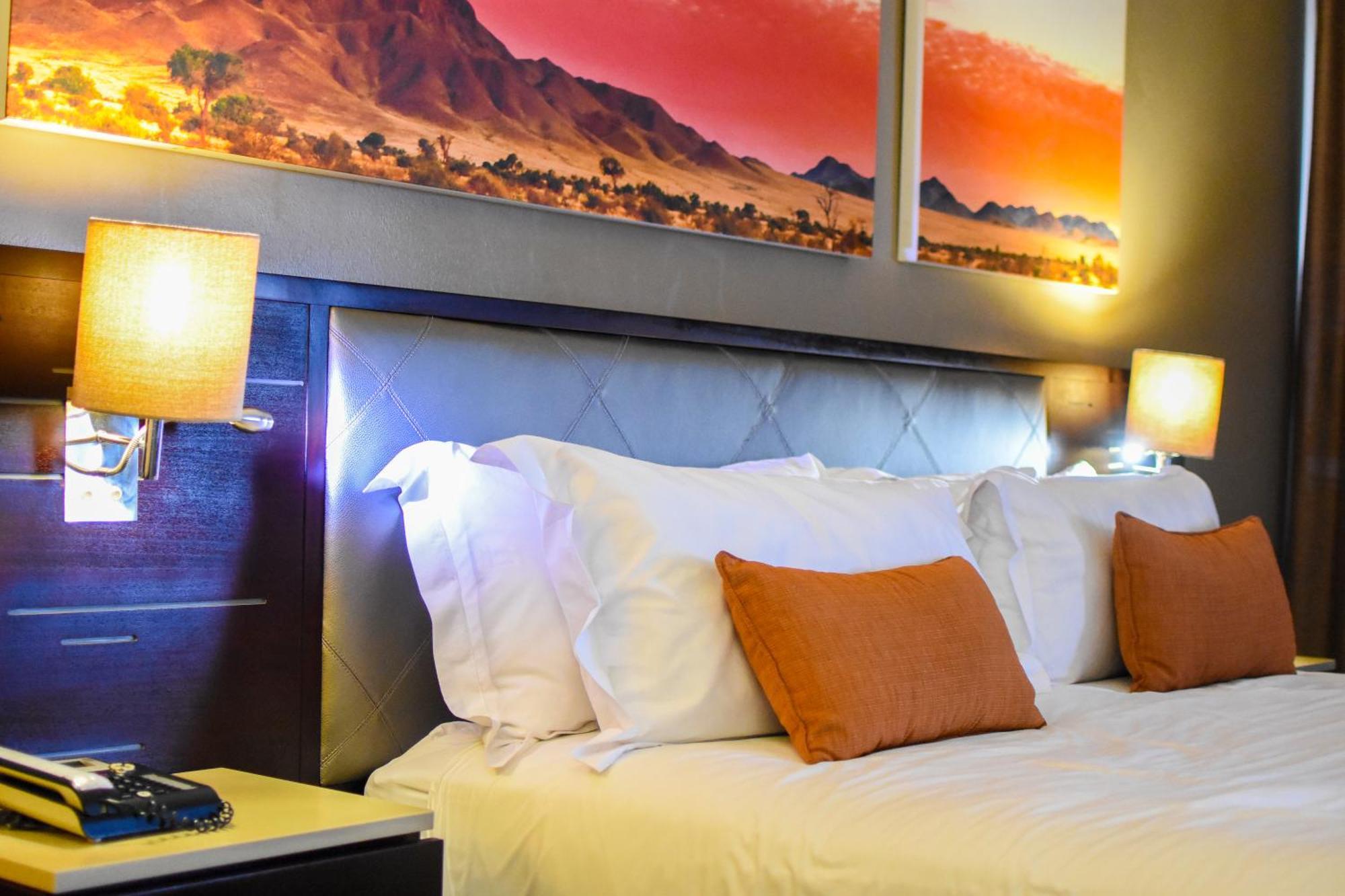 Cresta Mahalapye Hotel Esterno foto