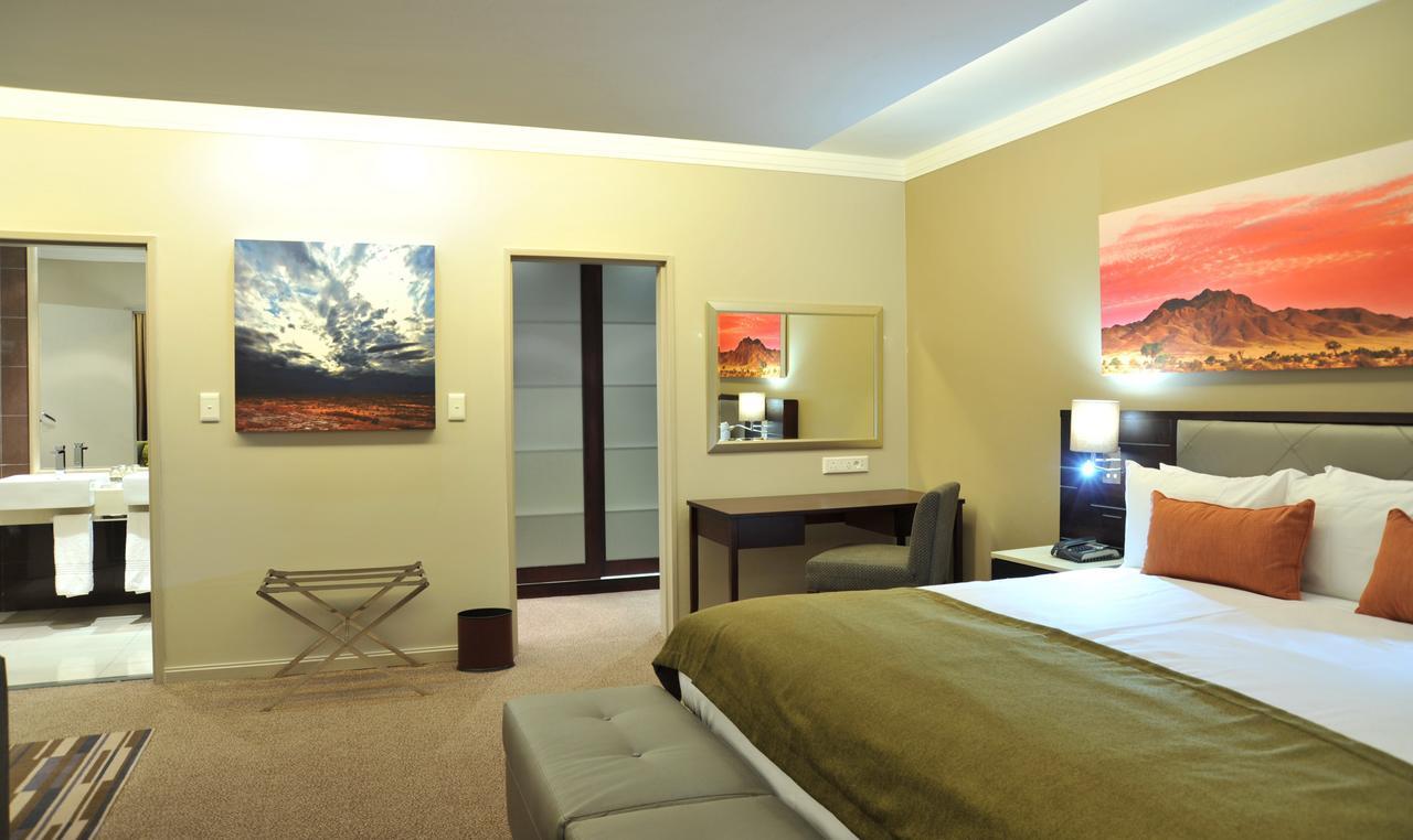 Cresta Mahalapye Hotel Esterno foto
